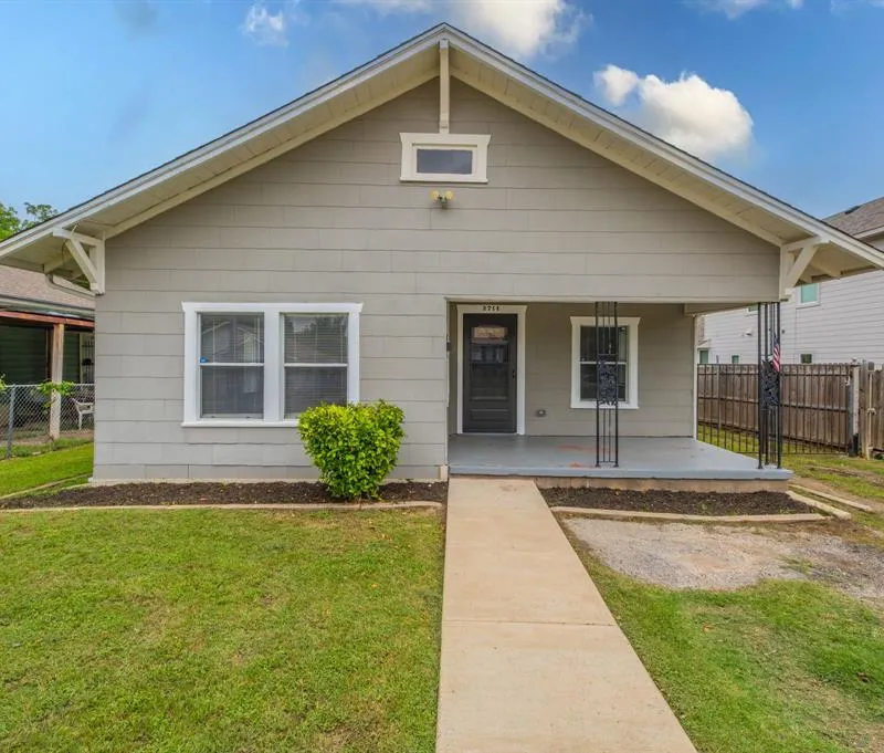 2714 26th Street, Fort Worth TX 76106