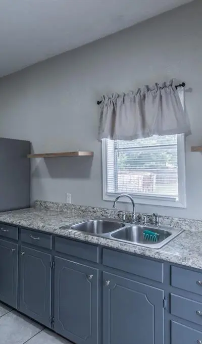 2714 26th Street, Fort Worth TX 76106 - Photo 4