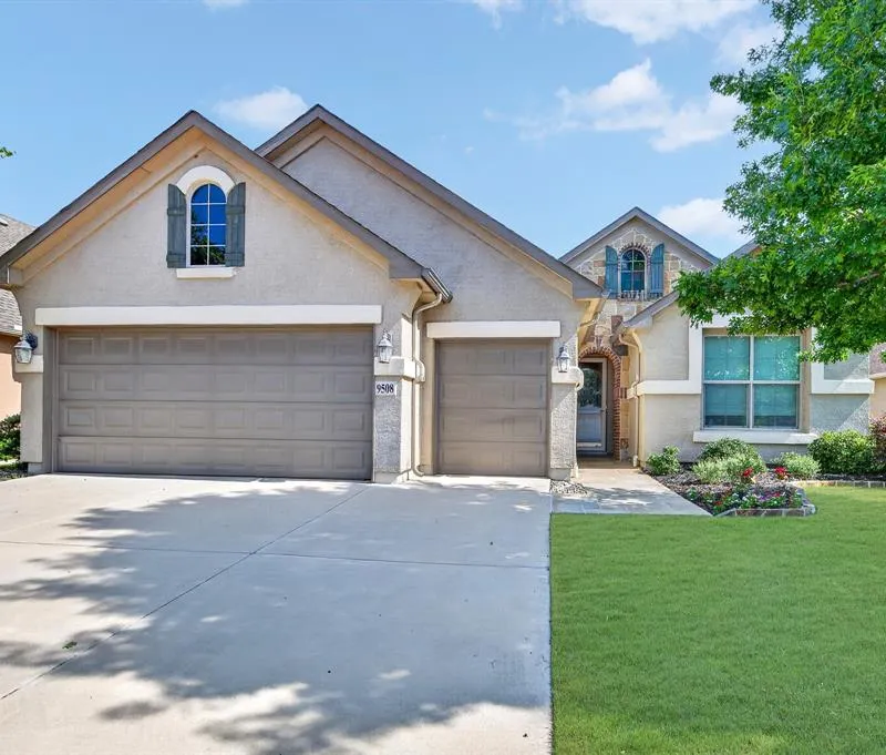 9508 Rivercrest Drive, Denton TX 76207