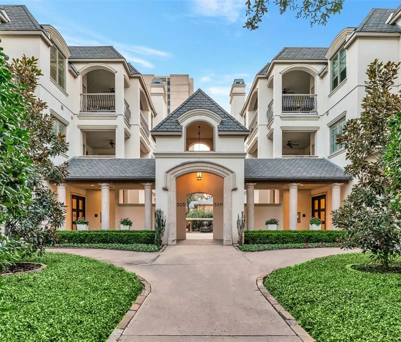 8511 Edgemere Road # 201, Dallas TX 75225
