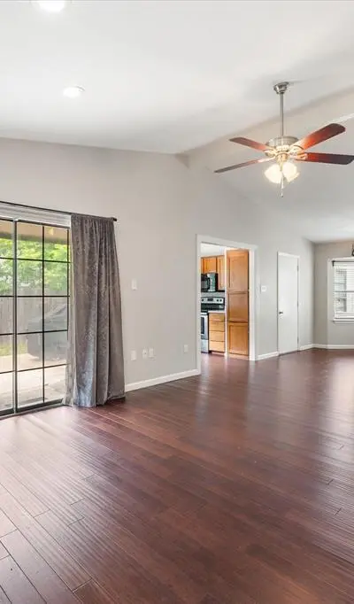 1406 Colonnade Drive, Arlington TX 76018 - Photo 5