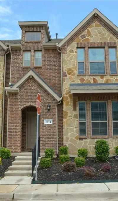 1912 Buffalo Hill Drive, Mesquite TX 75149