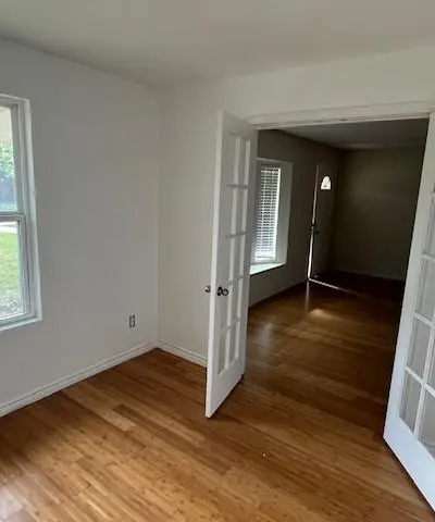 4012 Shady Hollow Lane, Dallas TX 75233 - Photo 3