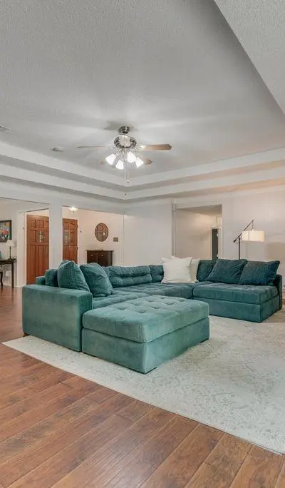 710 Bow Creek Court, Duncanville TX 75116 - Photo 3