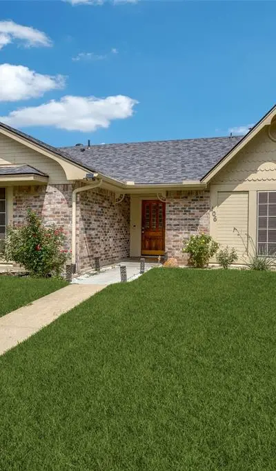 106 Creekside Lane, Coppell TX 75019