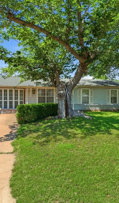 1309 De Ridder Avenue, Fort Worth TX 76106 - Photo 3