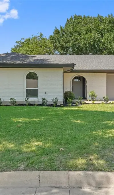 4108 Alicante Avenue, Fort Worth TX 76133