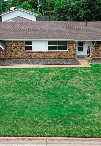 108 Mockingbird Lane, Weatherford TX 76086