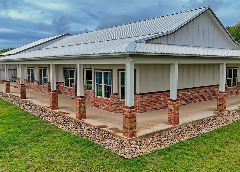 2930 N Greenbrier Road, Nocona TX 76255
