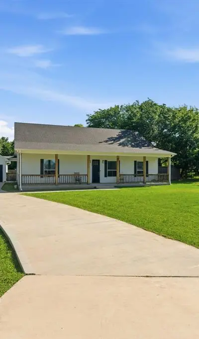 300 Mockingbird Lane, Springtown TX 76082
