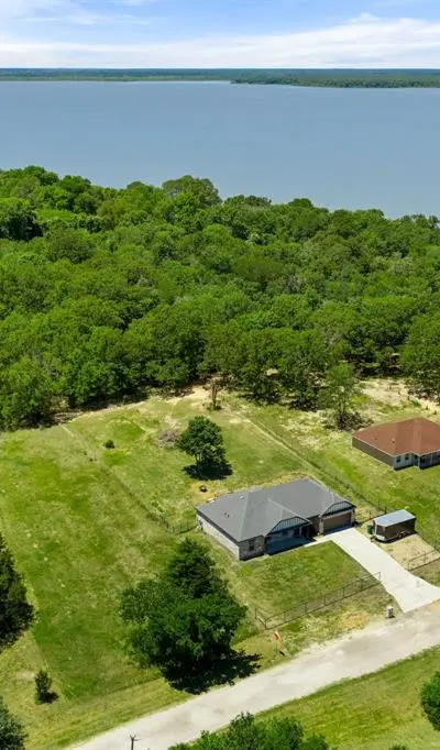 10718 Karen Sue Court, Quinlan TX 75474 - Photo 2