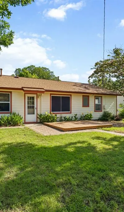 1822 Finley Road, Irving TX 75062 - Photo 4