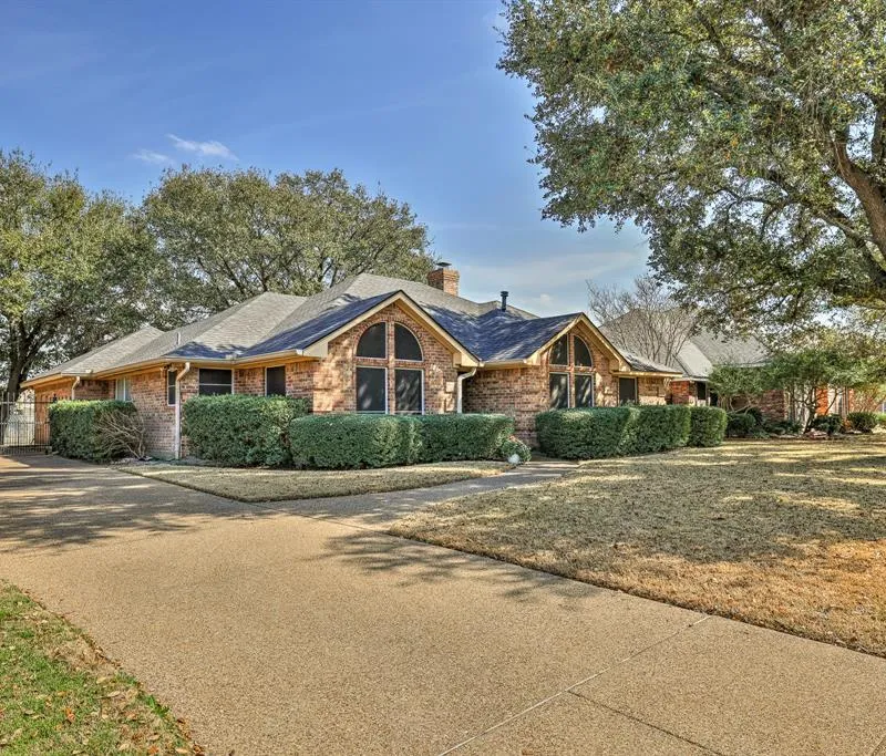 7025 Aspen Wood Trail, Fort Worth TX 76132