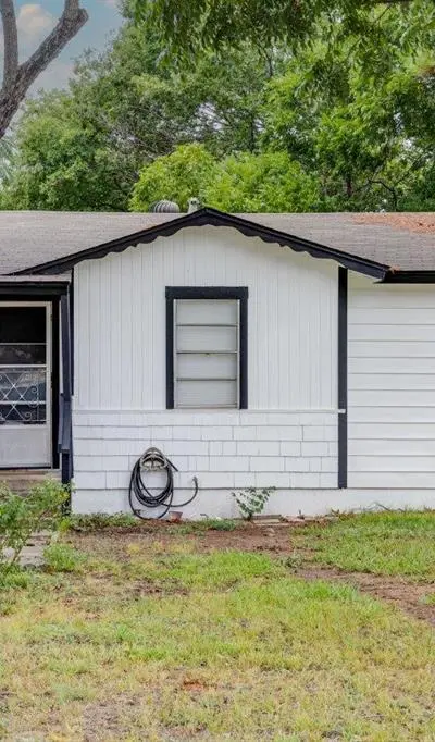 2409 Pecandale Drive, Arlington TX 76013