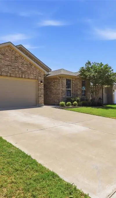 1309 Dublin Drive, Cleburne TX 76033 - Photo 3