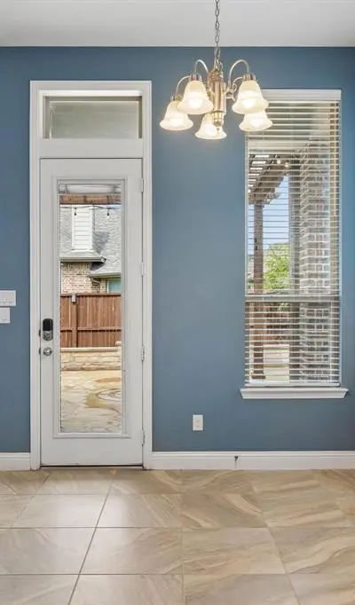 404 Warwick Boulevard, Lewisville TX 75056 - Photo 5
