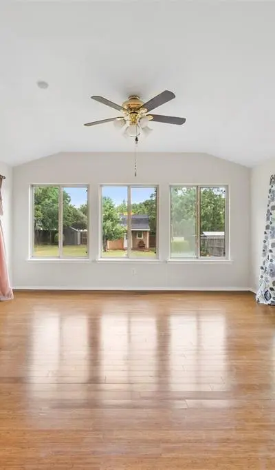1315 W Ridge Drive, Duncanville TX 75116 - Photo 4