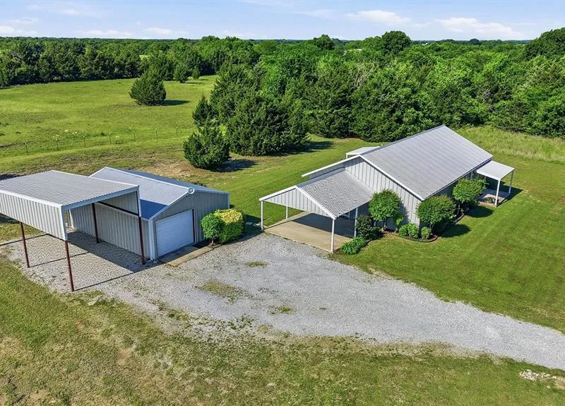 15656 State Highway 78 N, Blue Ridge TX 75424