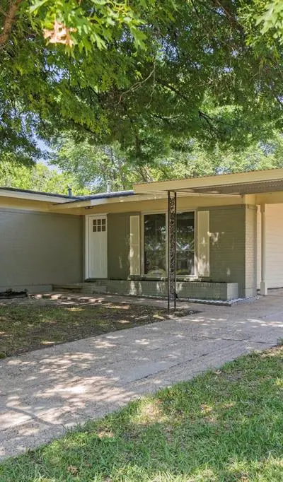 9745 Ash Creek Drive, Dallas TX 75228