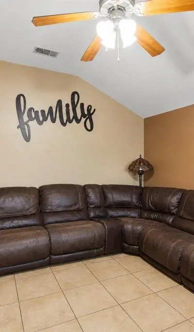1648 Tampa Bay Drive, Dallas TX 75217 - Photo 5