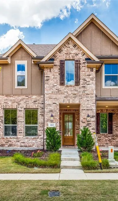 1813 Lakemont Drive, Van Alstyne TX 75495