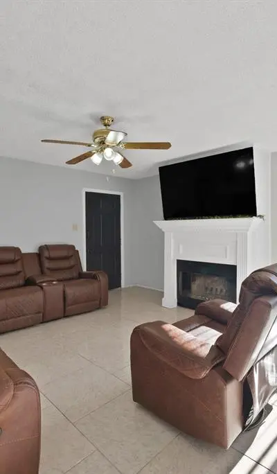 1124 Tyra Lane, Fort Worth TX 76114 - Photo 3