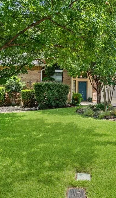 2015 N Saint Andrews Court, Arlington TX 76011 - Photo 2