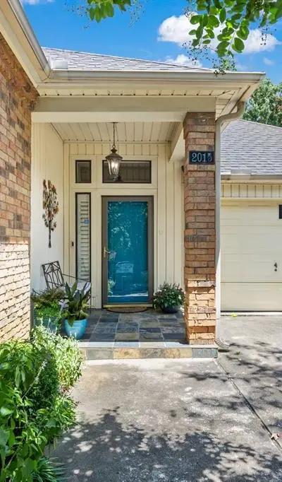 2015 N Saint Andrews Court, Arlington TX 76011 - Photo 3