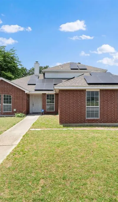 633 Madeline Court, Azle TX 76020