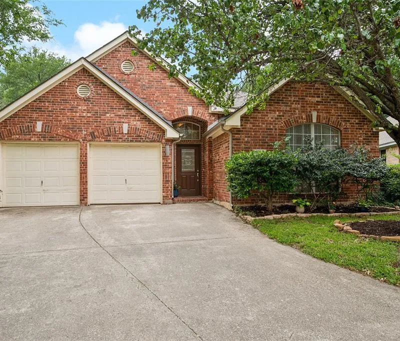 3501 Stone Creek Court, Fort Worth TX 76137