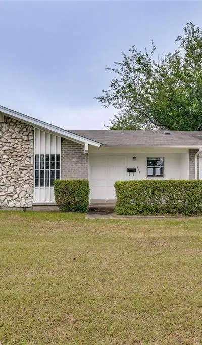 714 Shorecrest Drive, Garland TX 75040