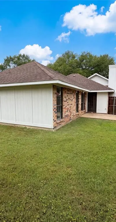 1502 Allen Drive, Cedar Hill TX 75104 - Photo 5