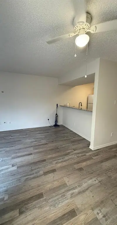 9807 Walnut Street # 304, Dallas TX 75243 - Photo 4