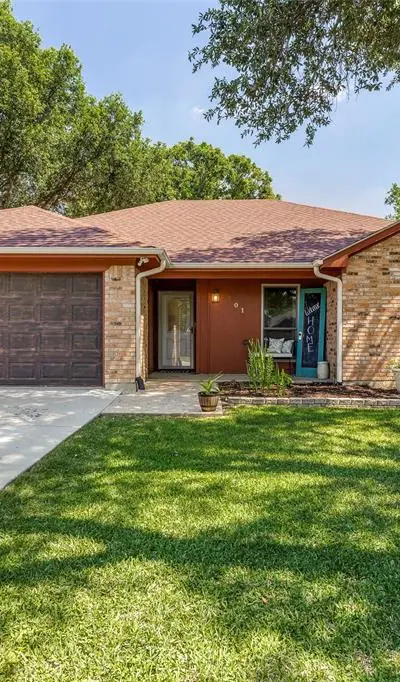 301 Shawnee Trail, Keller TX 76248 - Photo 2