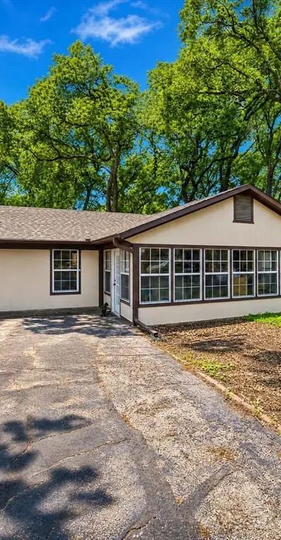 3917 Hidden Lake Court, Alvarado TX 76009 - Photo 3