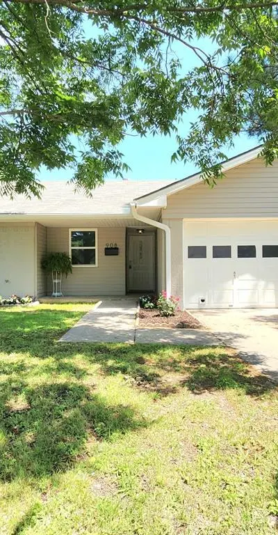 908 DOVER Circle, Gainesville TX 76240