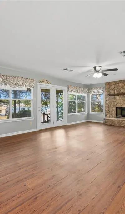 158 Baywood Boulevard, Mabank TX 75156 - Photo 2