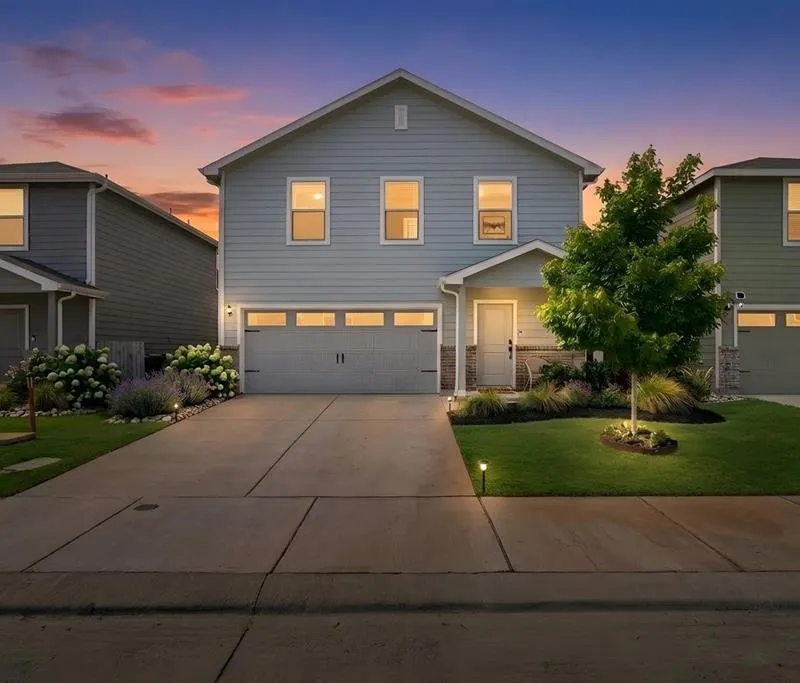 2926 Lorena Jordan Road, Dallas TX 75212