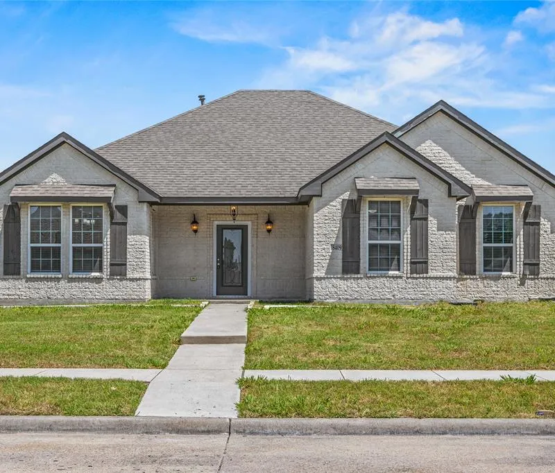 8409 Willowbrook Drive, Rowlett TX 75088