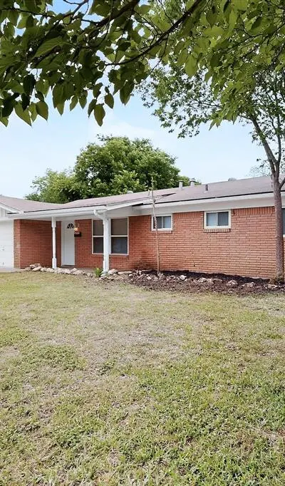3632 Venice Drive, North Richland Hills TX 76180 - Photo 2