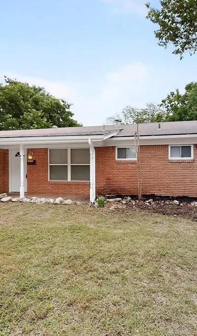 3632 Venice Drive, North Richland Hills TX 76180 - Photo 5
