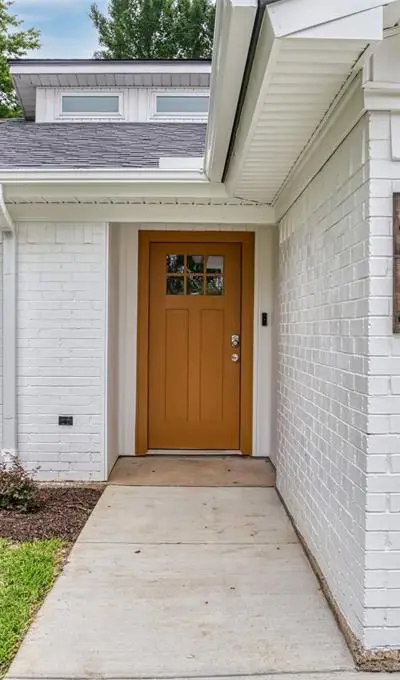 314 Sixpence Lane, Euless TX 76039 - Photo 3