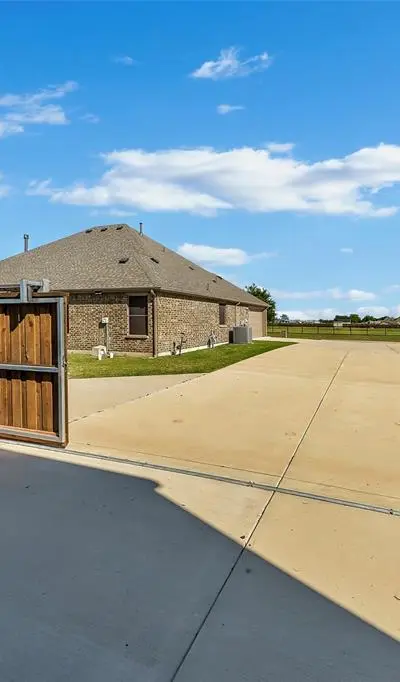 1231 Colorado Drive, Waxahachie TX 75167 - Photo 2