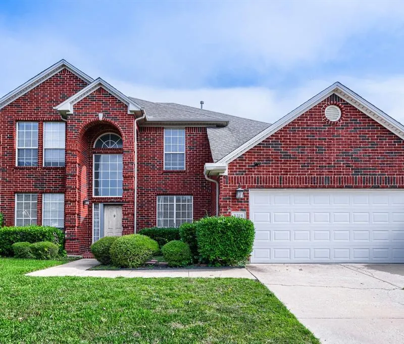 5216 Birch Grove Lane, Fort Worth TX 76137