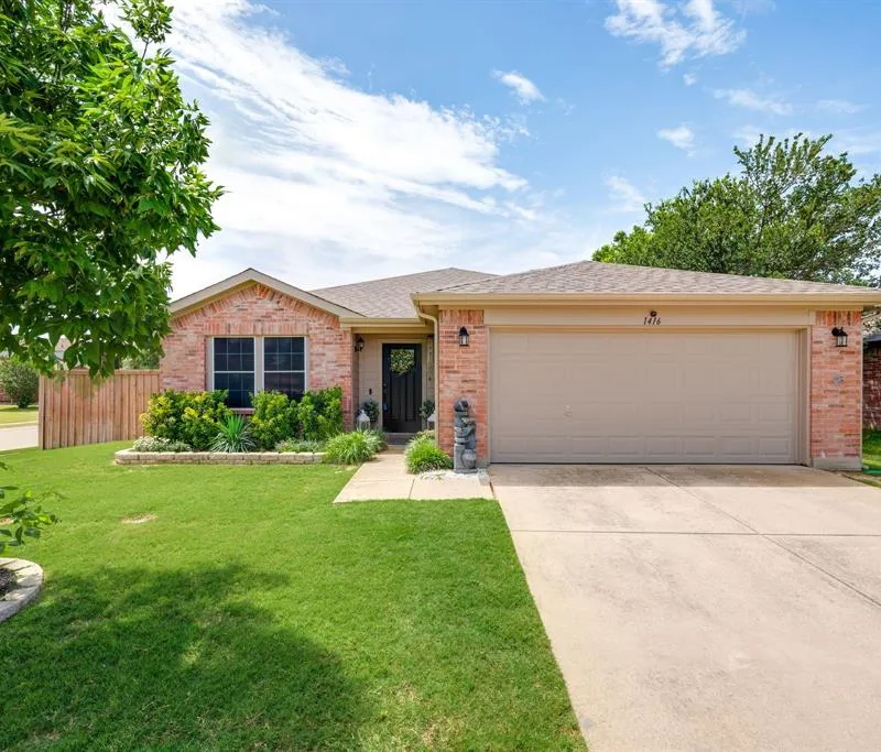 1416 Wenatchee Drive, Krum TX 76249