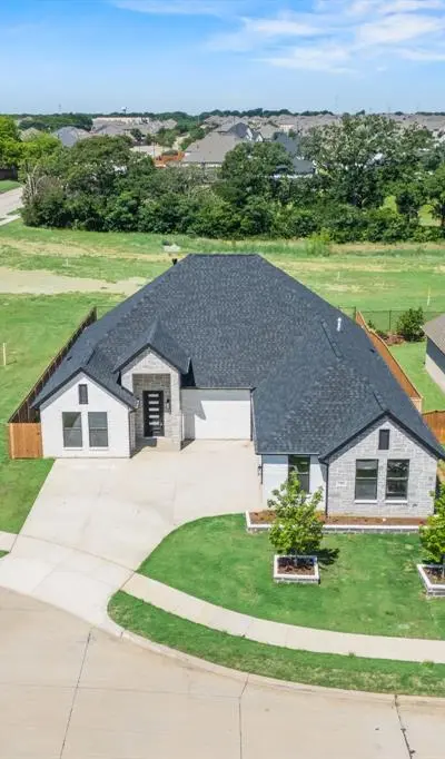 7203 Harris Place, Arlington TX 76001