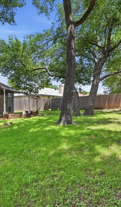 342 Omaha Lane, Duncanville TX 75116 - Photo 4