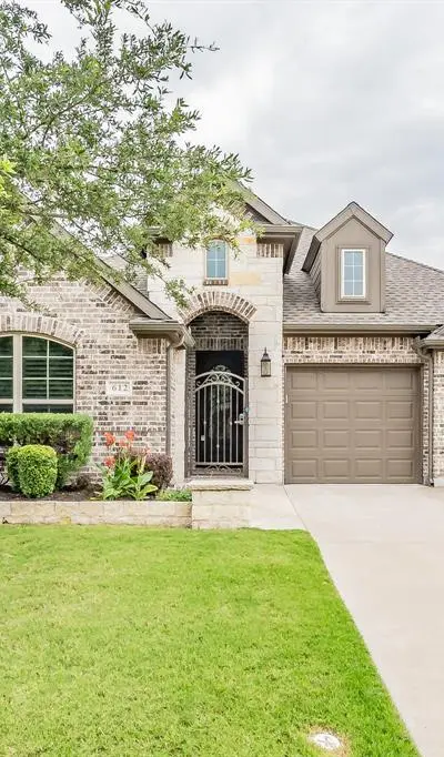 612 Rawlins Lane, Fort Worth TX 76131
