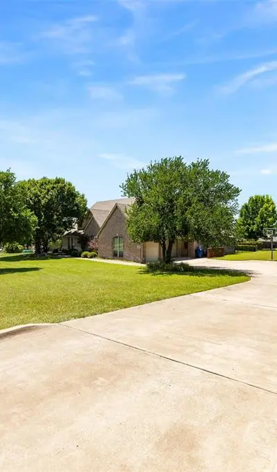 109 Aledo Pointe Drive, Aledo TX 76008 - Photo 2