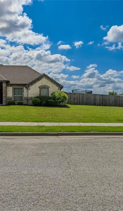 6512 Ashland Drive, Greenville TX 75402 - Photo 3